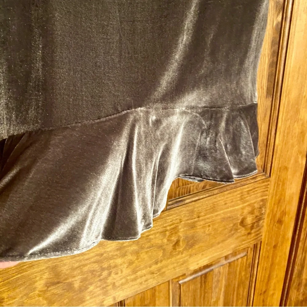 Madewell Crushed Velvet & Silk Ruffle Hem Mini Skirt Gray Silver Sz 2 NWT
